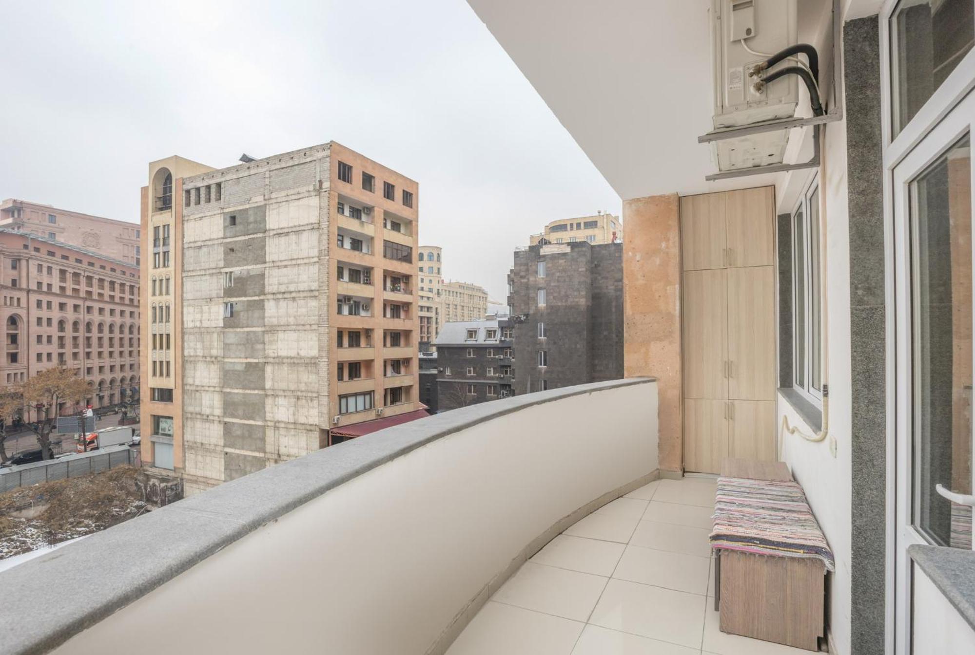 2 Bedrooms 2 Bathrooms Large And Lux Apartment Best Location Yerevan Bagian luar foto